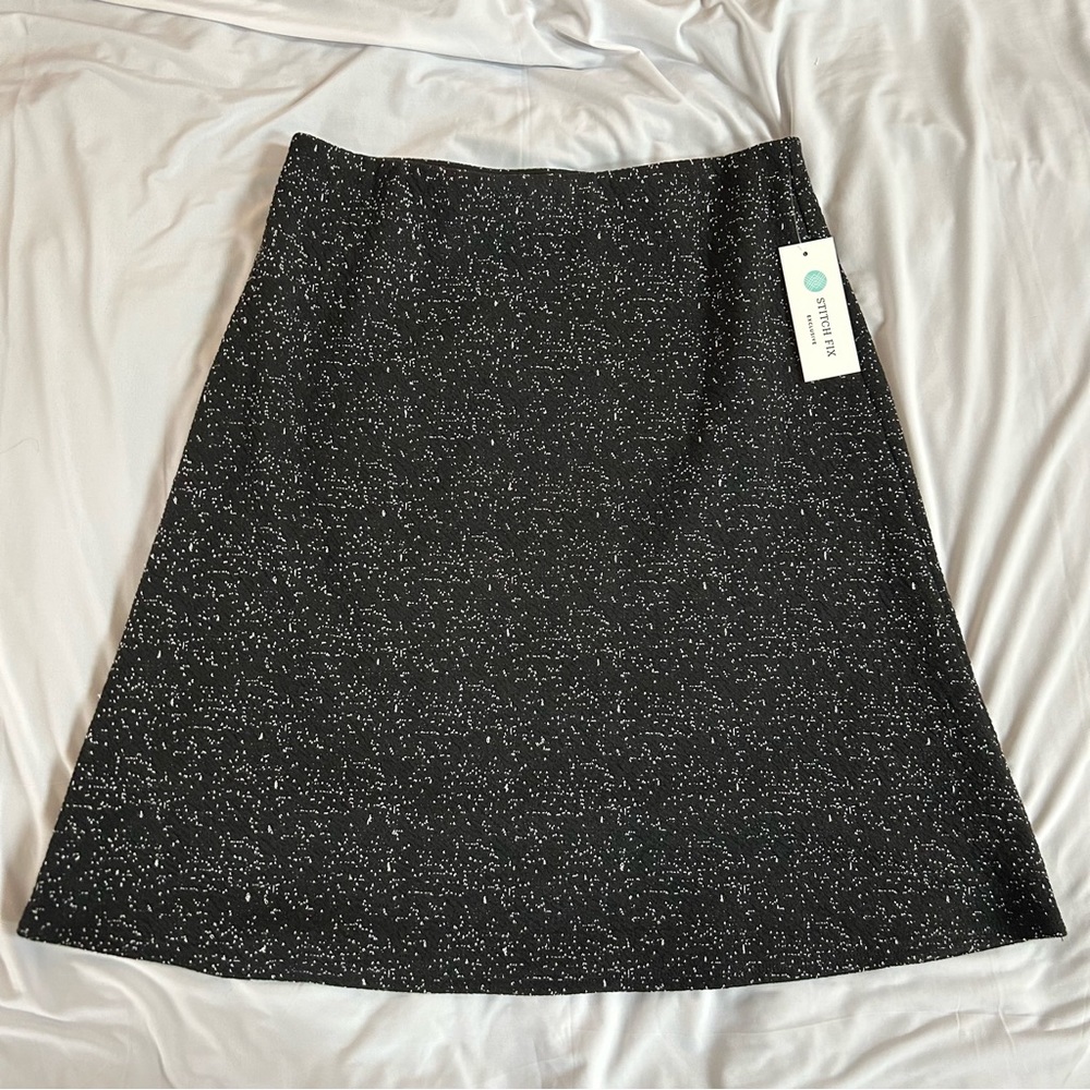 NWT Margaret M Knit Knee Length Skirt Size Medium